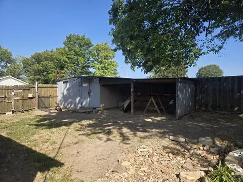Exterior - 474 High St E, Mcewen, TN 37101 photo 6 of 6
