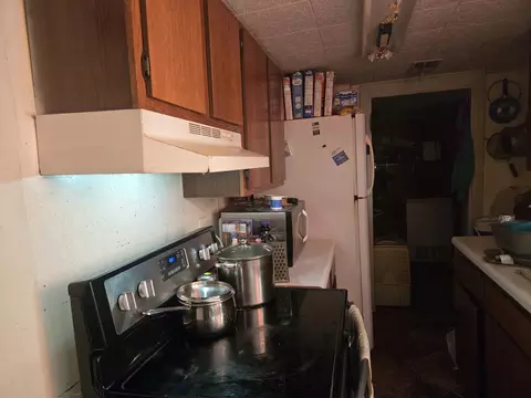 Kitchen - 474 High St E, Mcewen, TN 37101 photo 1 of 1