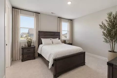 Bedroom - 5642 Eaglemont Dr, Murfreesboro, TN 37129 photo 2 of 5