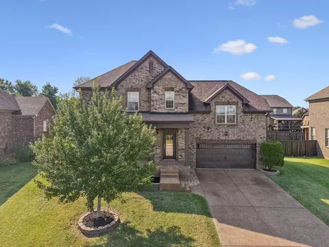 139 Mckain Xing, Hendersonville, TN 37075