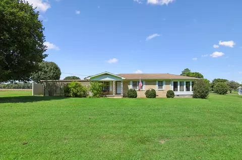 42 Smith Ln, Flintville, TN 37335