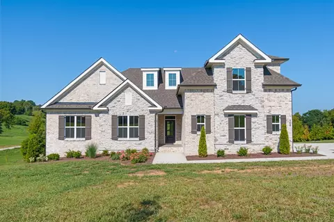 768 Mt Olivet Rd, Columbia, TN 38401