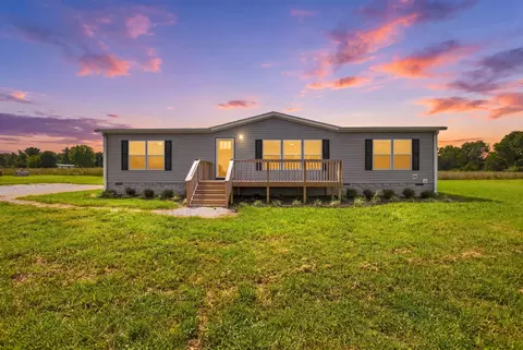 943 Hwy 64 W, Lawrenceburg, TN 38464