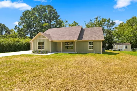 257 Hendrixson Dr, Manchester, TN 37355