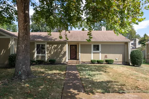 852 Todd Preis Dr, Nashville, TN 37221