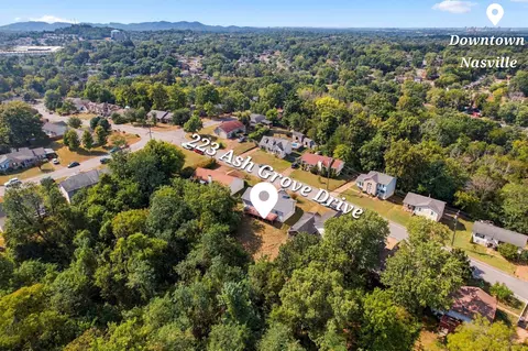 223 Ash Grove Dr, Nashville, TN 37211