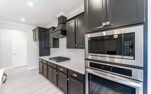 Kitchen - 7910 Pine St, Fairview, TN 37062 photo 2 of 3