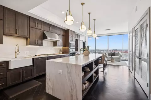 1616 W End Ave #2701, Nashville, TN 37203