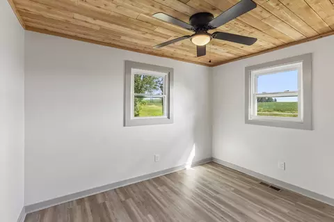 Bedroom - 621 Dixon Branch Rd, Loretto, TN 38469 photo 1 of 8