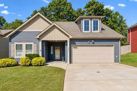 1170 Belvoir Ln, Clarksville, TN 37040