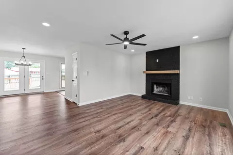 2161 Amadeus Dr, Clarksville, TN 37040
