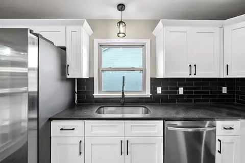 2161 Amadeus Dr, Clarksville, TN 37040