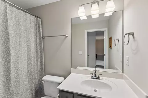 Bath - 237 Star Pointer Way, Spring Hill, TN 37174 photo 10 of 10