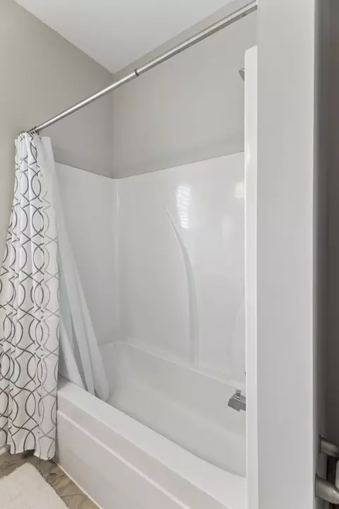 Bath - 237 Star Pointer Way, Spring Hill, TN 37174 photo 3 of 10