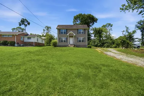 263 Rockland Rd, Hendersonville, TN 37075