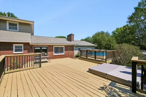 Exterior - 2546 Summit Ct, Murfreesboro, TN 37130 photo 13 of 18