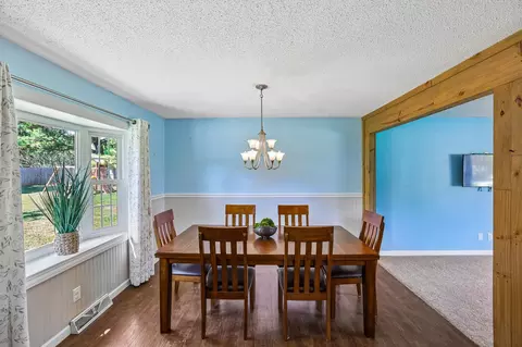 Dining - 2546 Summit Ct, Murfreesboro, TN 37130 photo 3 of 5