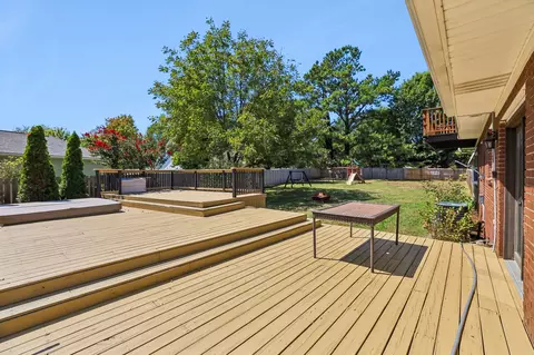 Exterior - 2546 Summit Ct, Murfreesboro, TN 37130 photo 10 of 18