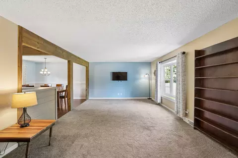 Living - 2546 Summit Ct, Murfreesboro, TN 37130 photo 1 of 13