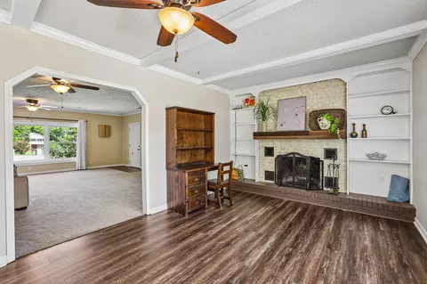 Living - 2546 Summit Ct, Murfreesboro, TN 37130 photo 13 of 13