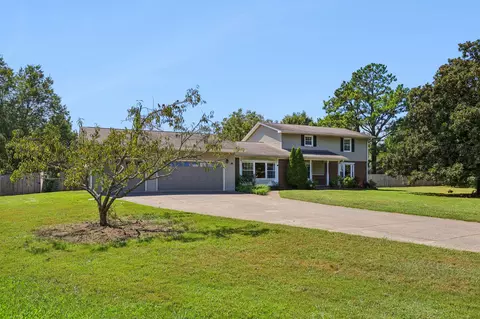Exterior - 2546 Summit Ct, Murfreesboro, TN 37130 photo 3 of 18