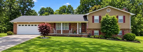 410 Springhill Dr NE, Cleveland, TN 37312