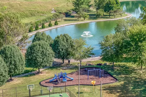 506 Katerina Dr, Morristown, TN 37814