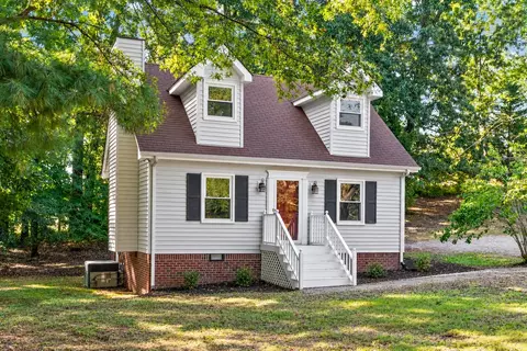 Exterior - 205 Timberlake Dr, Springfield, TN 37172 photo 2 of 6