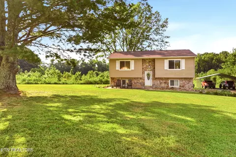 140 Susack Ln, Wartburg, TN 37887