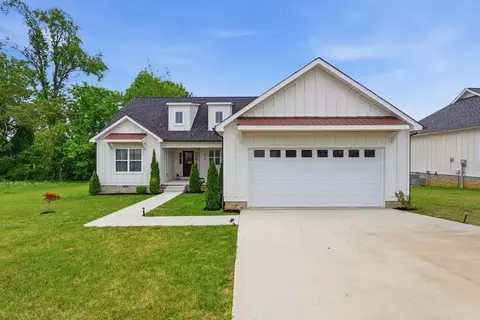 514 Cottage Way, Cookeville, TN 38506