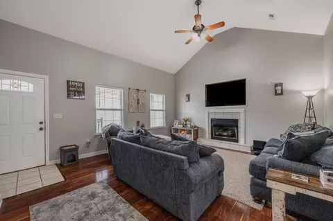 610 Eagle View Dr, Ringgold, GA 30736 photo 3