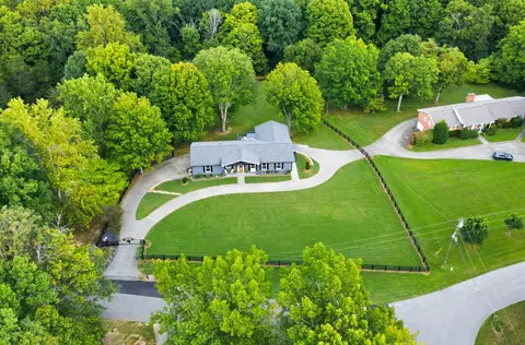 224 Norma Ct, Clarksville, TN 37043