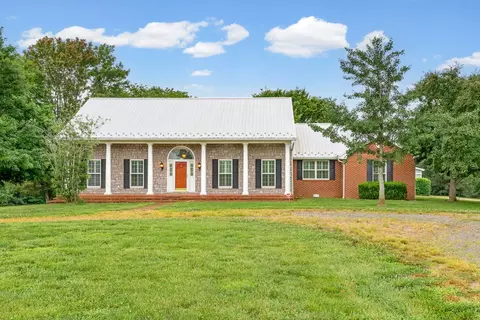 1855 Kings Chapel Rd, Cadiz, KY 42211