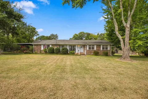 500 Skyline Dr S, Lewisburg, TN 37091