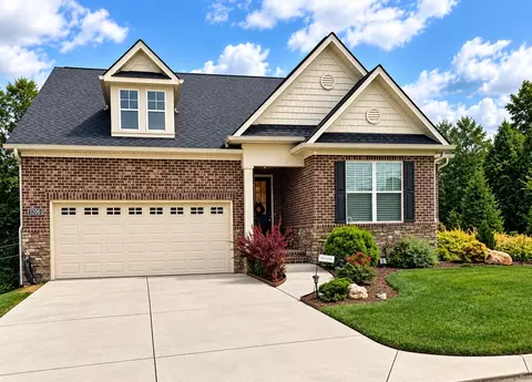 1200 Loggerhead Ln, Knoxville, TN 37932