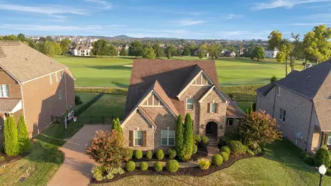 952 Vinings Blvd, Gallatin, TN 37066