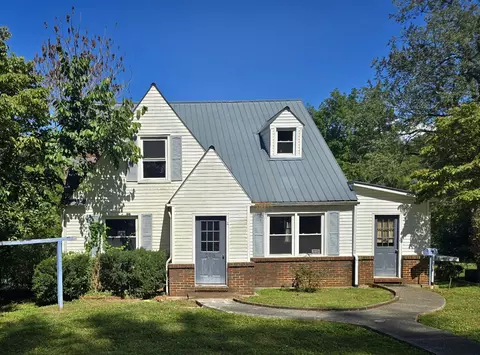 208 Westwood Dr, Mcminnville, TN 37110