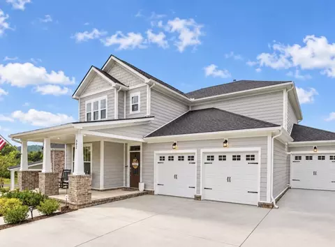 582 Gingerwood Ln, Hendersonville, TN 37075