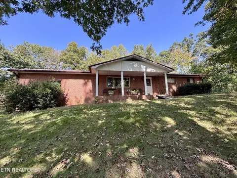 145 Scott Rd, Harriman, TN 37748