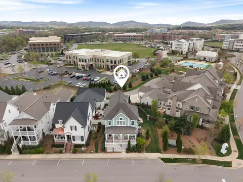 View/Area - 302 Hughes Ln, Franklin, TN 37064 photo 3 of 5