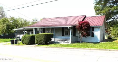 906 Cannon Ave, Sweetwater, TN 37874
