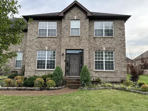 153 Mckain Xing, Hendersonville, TN 37075