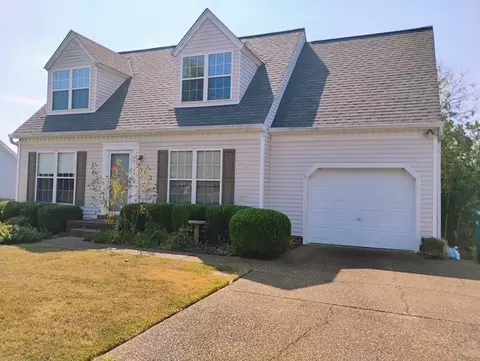 2885 Sutherland Dr, Thompsons Station, TN 37179