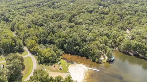 307 Oak Dr, Saulsbury, TN 38067