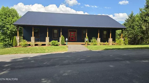 3369 Robeson Rd, Sevierville, TN 37862