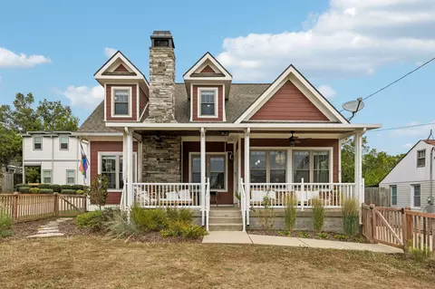 1073 Zophi St, Nashville, TN 37216