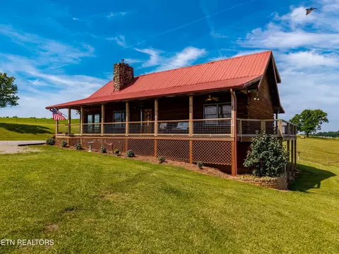 3995 W Meadow Rd, Greenback, TN 37742