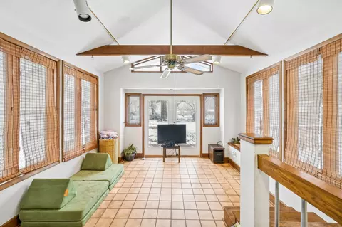 521 Westwood Dr, Tullahoma, TN 37388