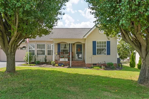 1625 Joel Dr, Columbia, TN 38401