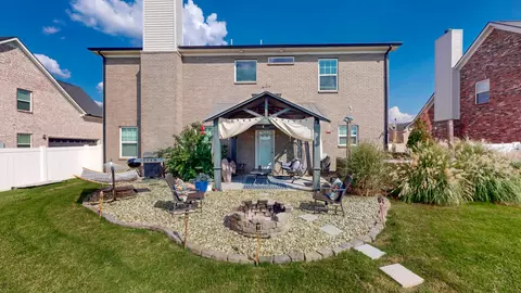 Exterior - 516 Eagleview Dr, Eagleville, TN 37060 photo 2 of 9